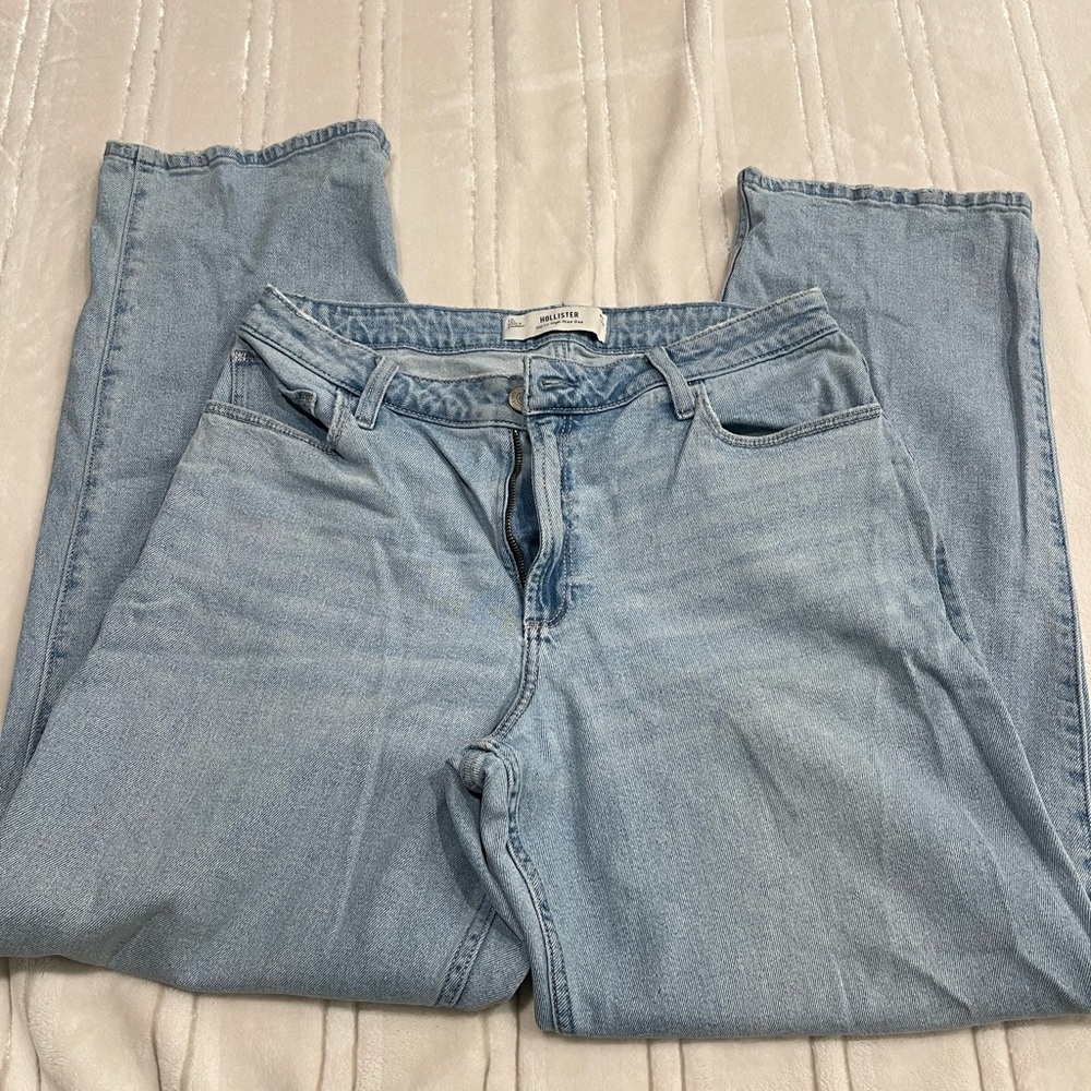 HOLLISTER Light Blue Denim Jeans curvy high rise Dad - Picture 2 of 6